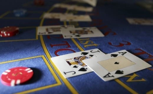 Unlock the Advantages of Online Casinos: More Games, Better Odds